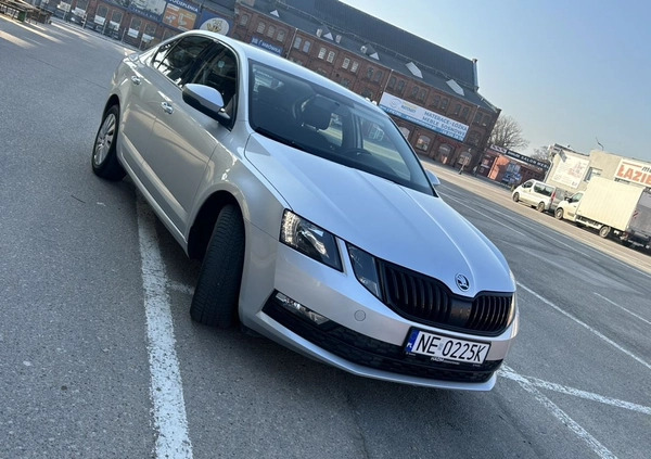 Skoda Octavia cena 41300 przebieg: 203000, rok produkcji 2018 z Elbląg małe 191